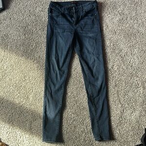 Cute skinny jeans! Celebrity Pink size 5/27